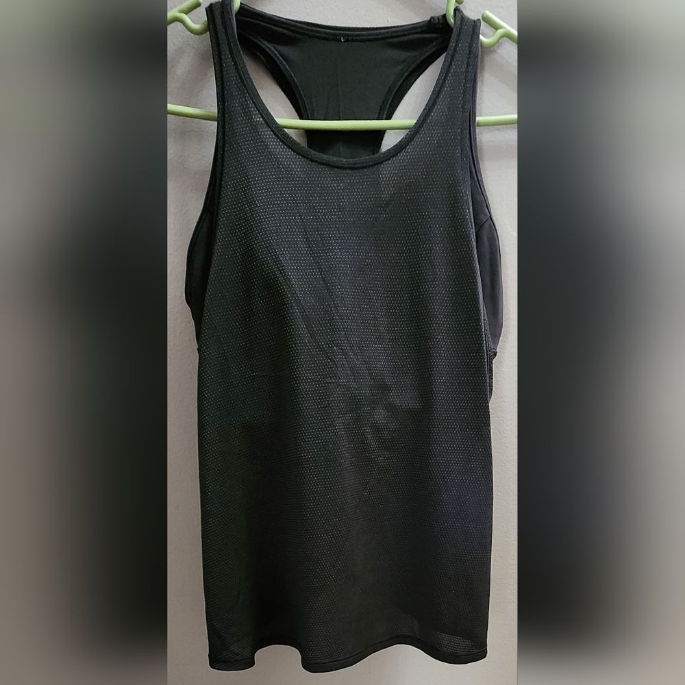 Lululemon tank with bra